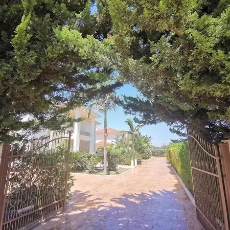 Villa Orchard Blossom Private With Pool Phrenaros