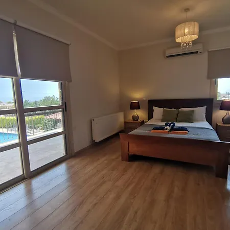 Orchard Blossom Private With Pool Phrenaros