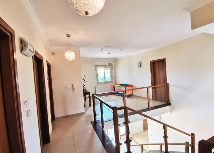 Orchard Blossom Private With Pool Phrenaros