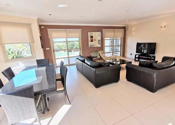 Orchard Blossom Private With Pool *