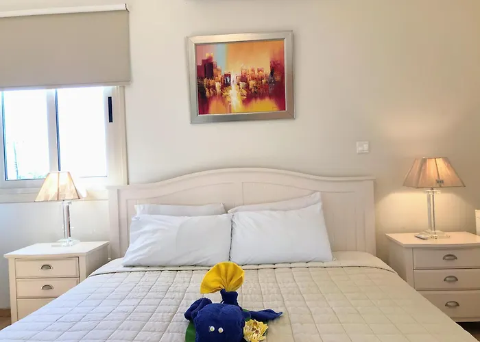 Vila Orchard Blossom Private With Pool *