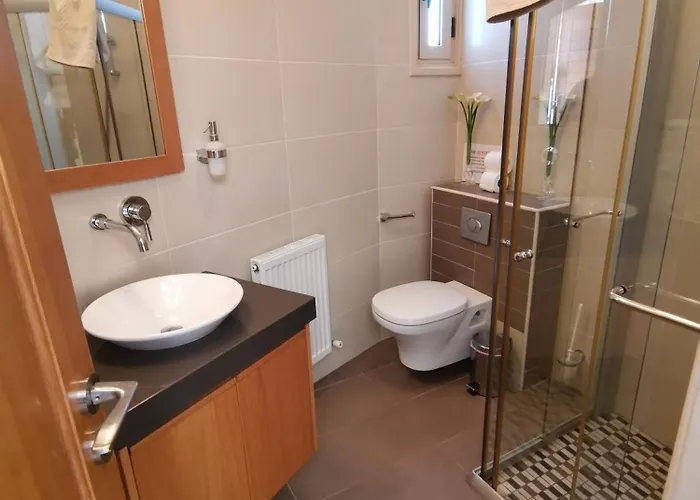 Orchard Blossom Private With Pool * Phrenaros