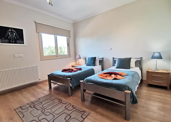 Vila Orchard Blossom Private With Pool *