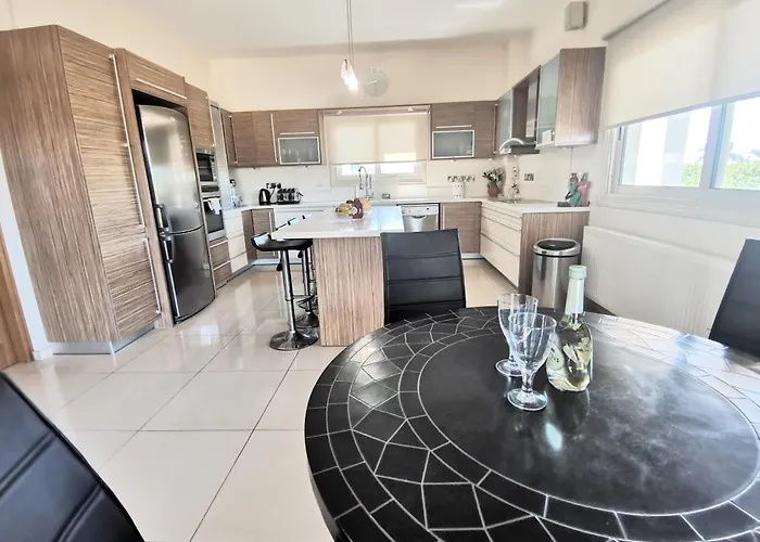 Orchard Blossom Private With Pool