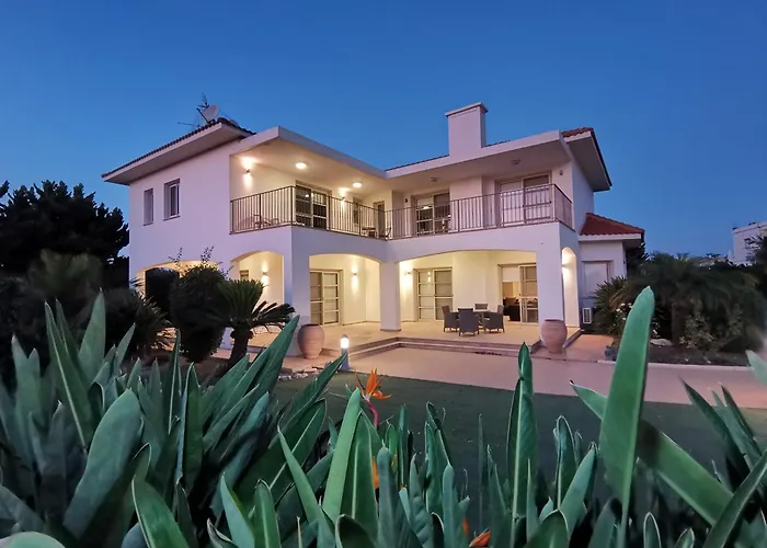 Orchard Blossom Private With Pool Vila *