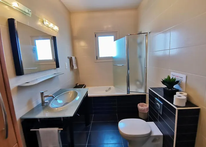 Orchard Blossom Private With Pool Vila Phrenaros