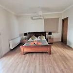 Orchard Blossom Private With Pool *