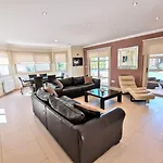 Orchard Blossom Private With Pool * Phrenaros
