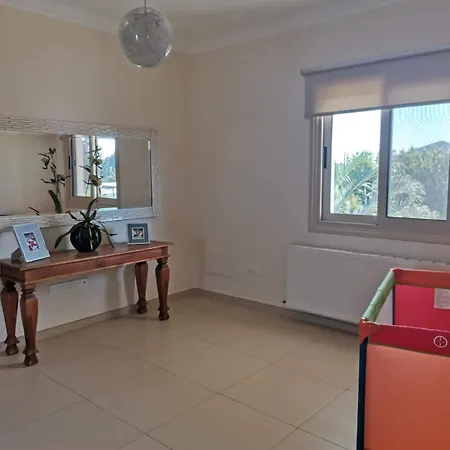 Orchard Blossom Private With Pool Phrenaros