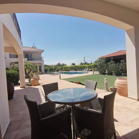 Villa Orchard Blossom Private With Pool