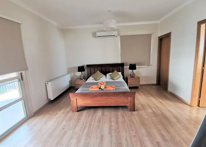 Orchard Blossom Private With Pool *