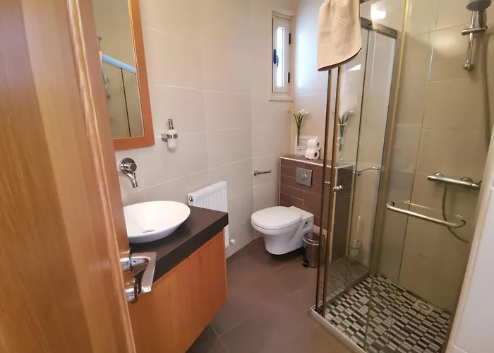 Βίλα Orchard Blossom Private With Pool *